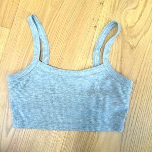 Alo top, size small. Perfect condition. Super soft.